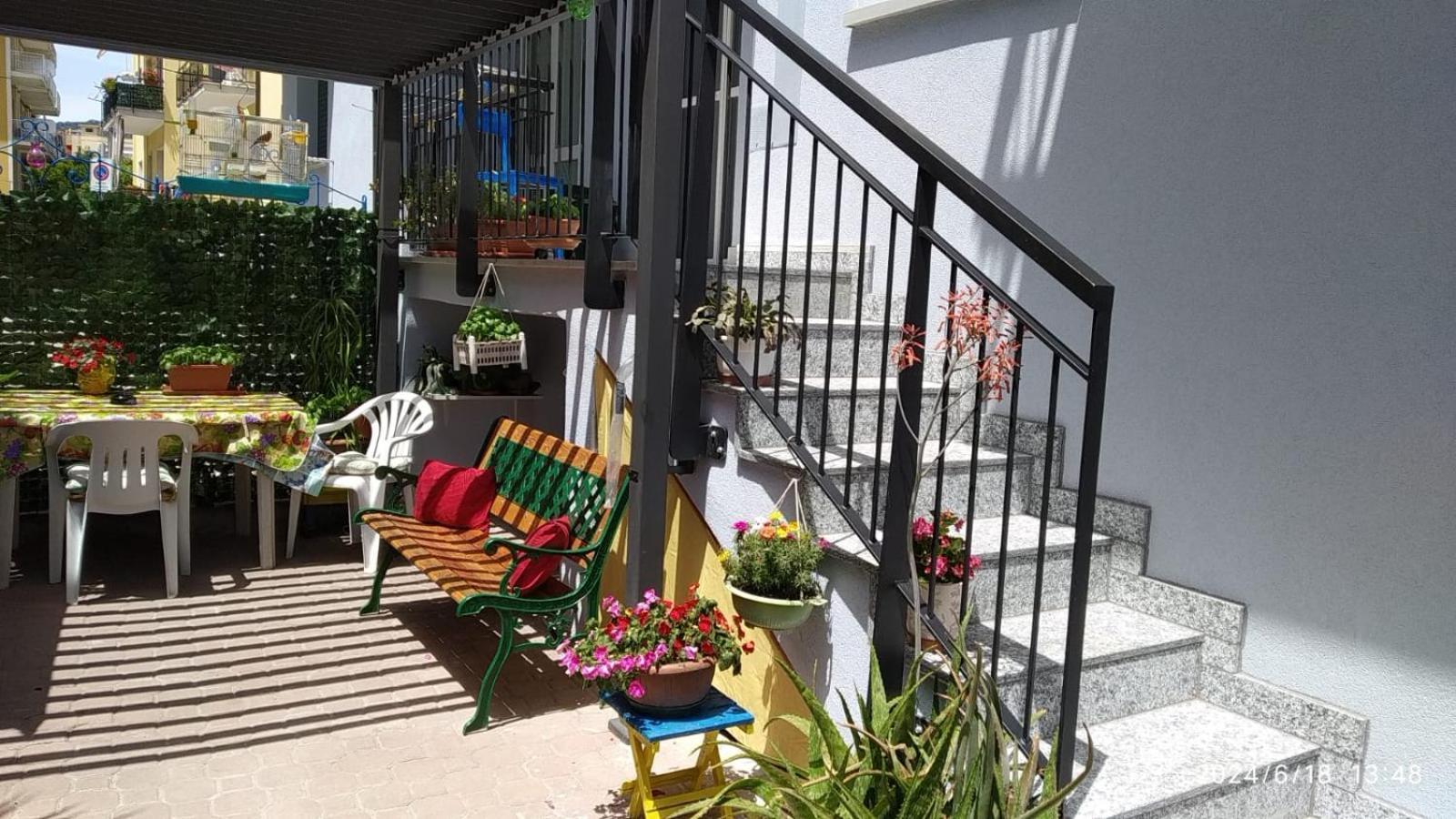 B&B Home Sweet Home Diano Marina Bagian luar foto