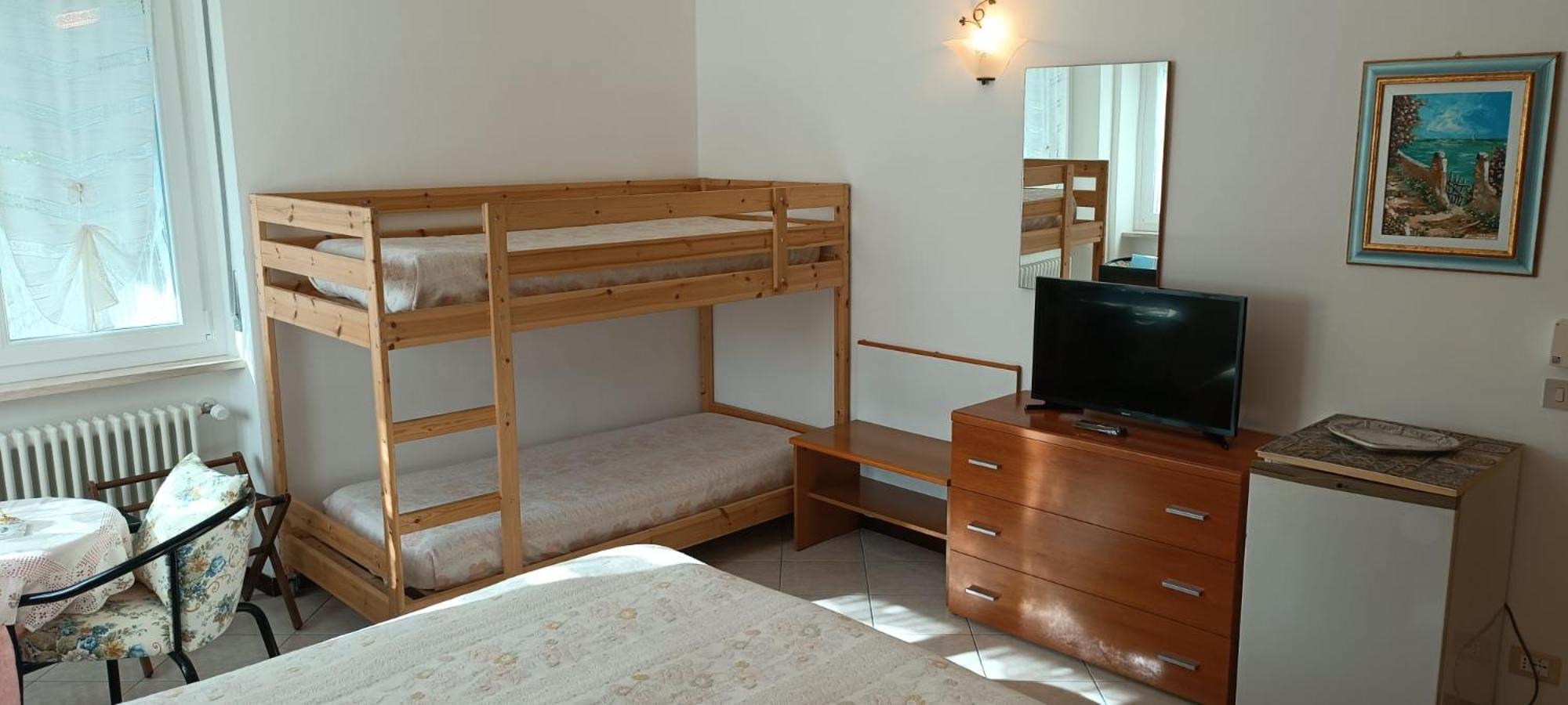 B&B Home Sweet Home Diano Marina Bagian luar foto