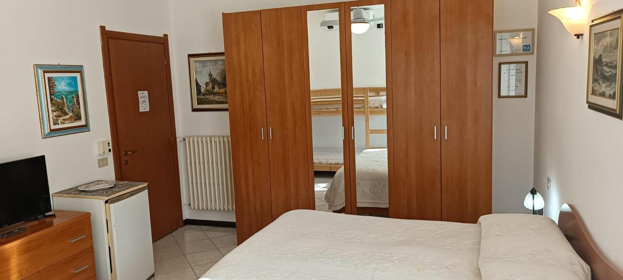 B&B Home Sweet Home Diano Marina Bagian luar foto